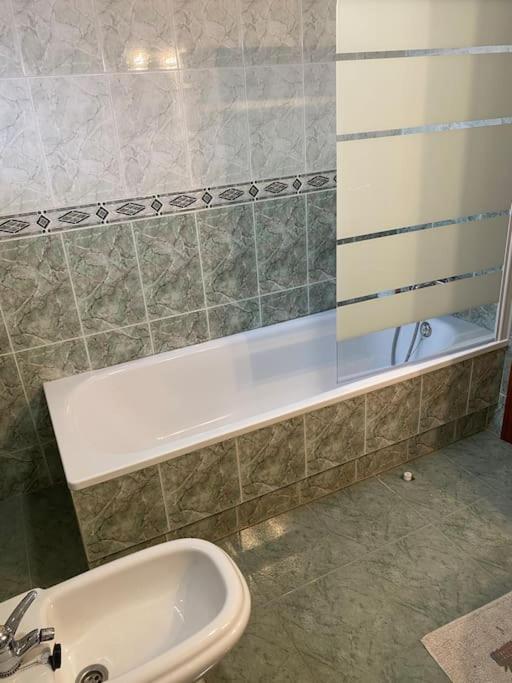 Ferienwohnung “Ledicia”, Piso En Alquiler Vigo Exterior foto